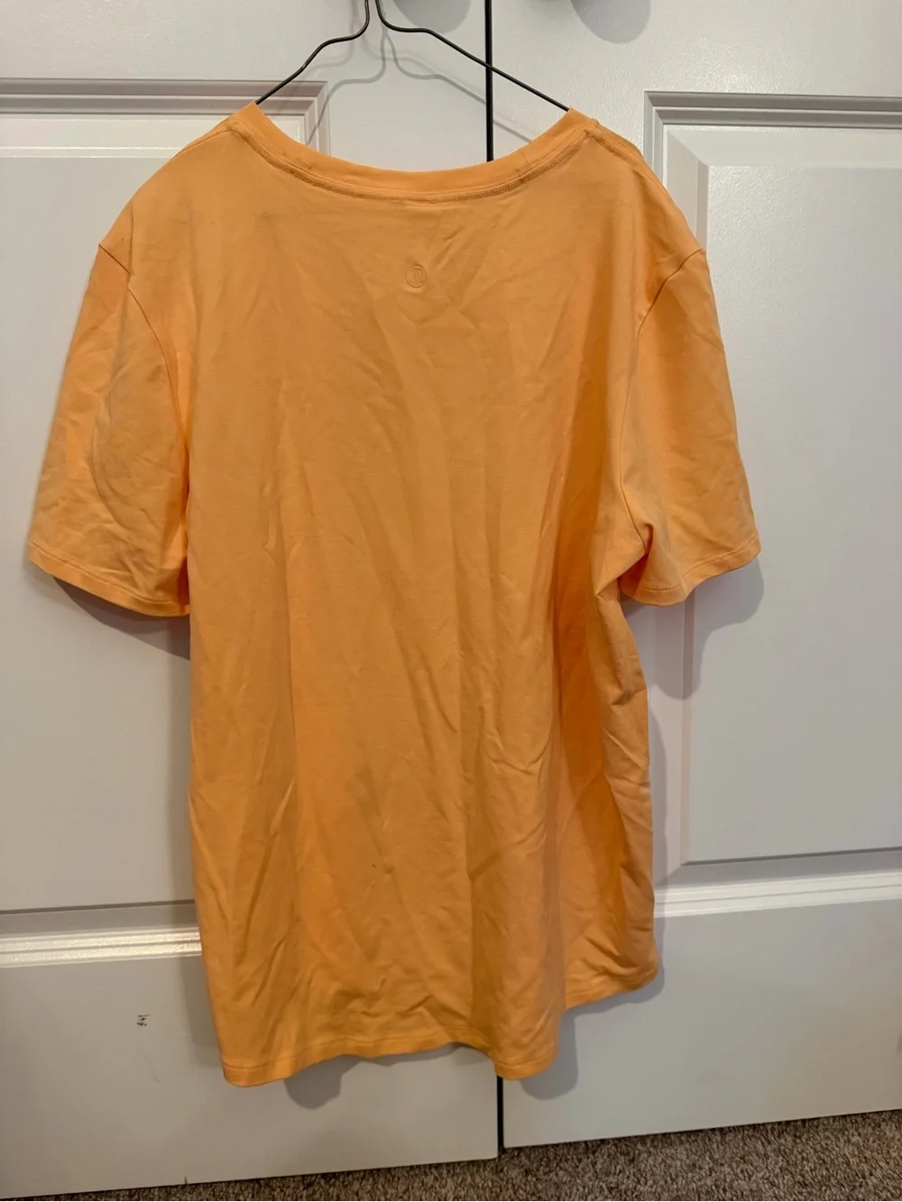 NWT Lululemon Love Crew III Peach Bellini Short Sleeve Women's Size 10